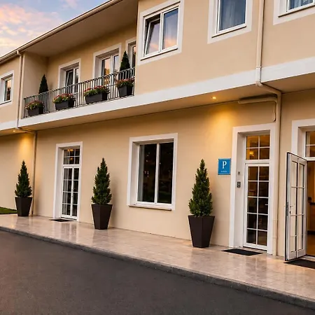 Hotel Dos Romeiros *